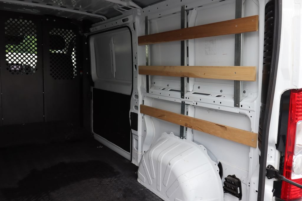Used 2025 RAM ProMaster 2500 w/ U-Haul Equipment Group FWD image 19