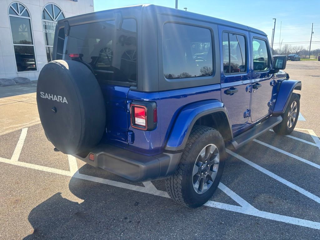 Used 2018 Jeep Wrangler Unlimited Sahara image 9