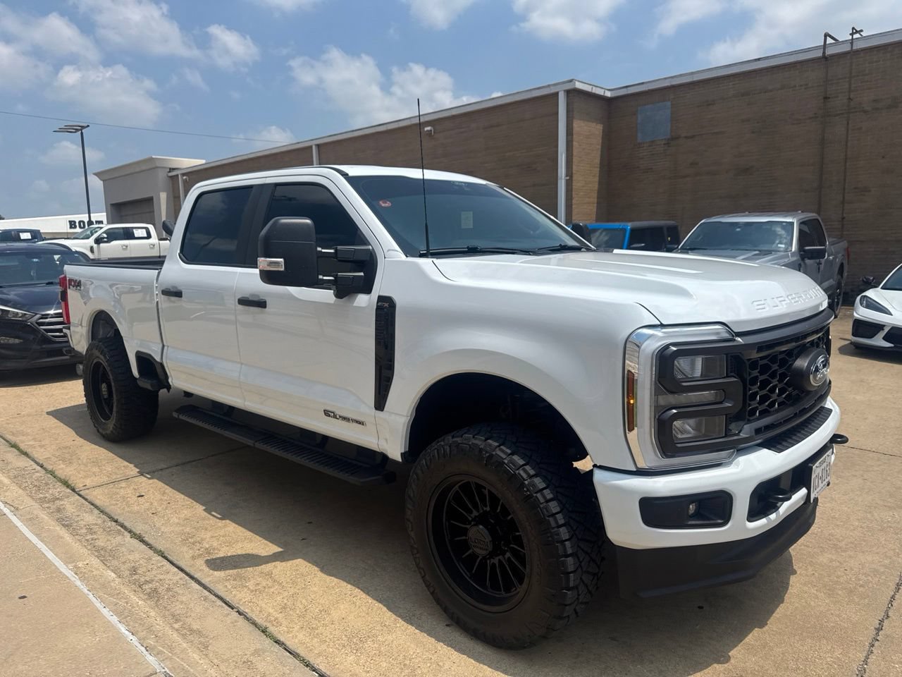Used 2025 Ford F250 XL w/ STX Appearance Package AWD/4WD image 3