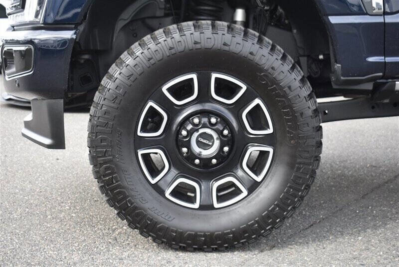 Used 2024 Ford F350 Platinum image 10