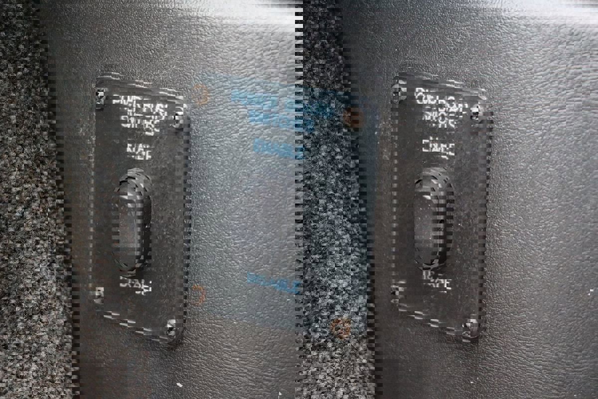 Used 2020 GMC Savana 2500 Extended w/ Enhanced Convenience Package image 56