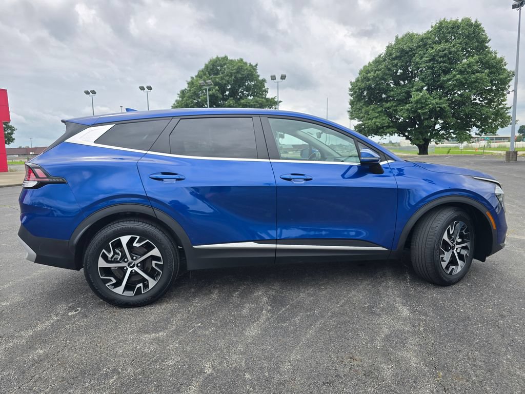 Used 2025 Kia Sportage EX FWD image 18