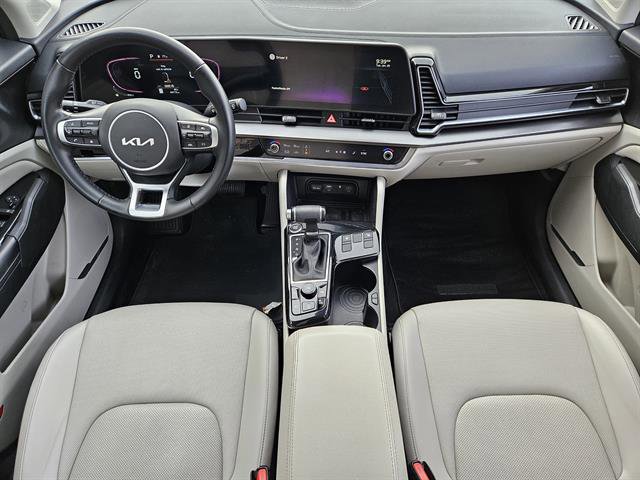 Used 2023 Kia Sportage EX image 17