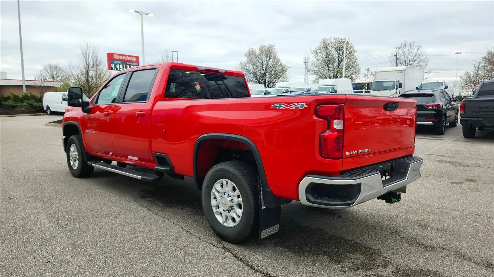 Used 2025 Chevrolet Silverado 3500 LT w/ Convenience Package image 21