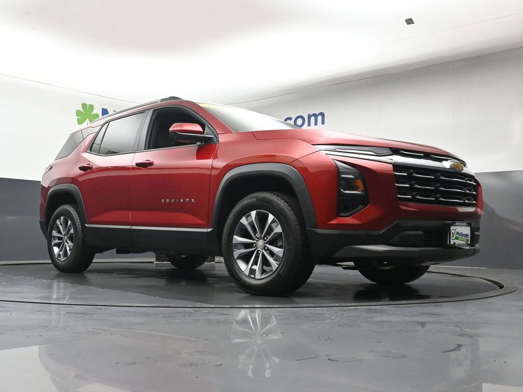 Used 2025 Chevrolet Equinox LT w/ Convenience Package II AWD/4WD image 22