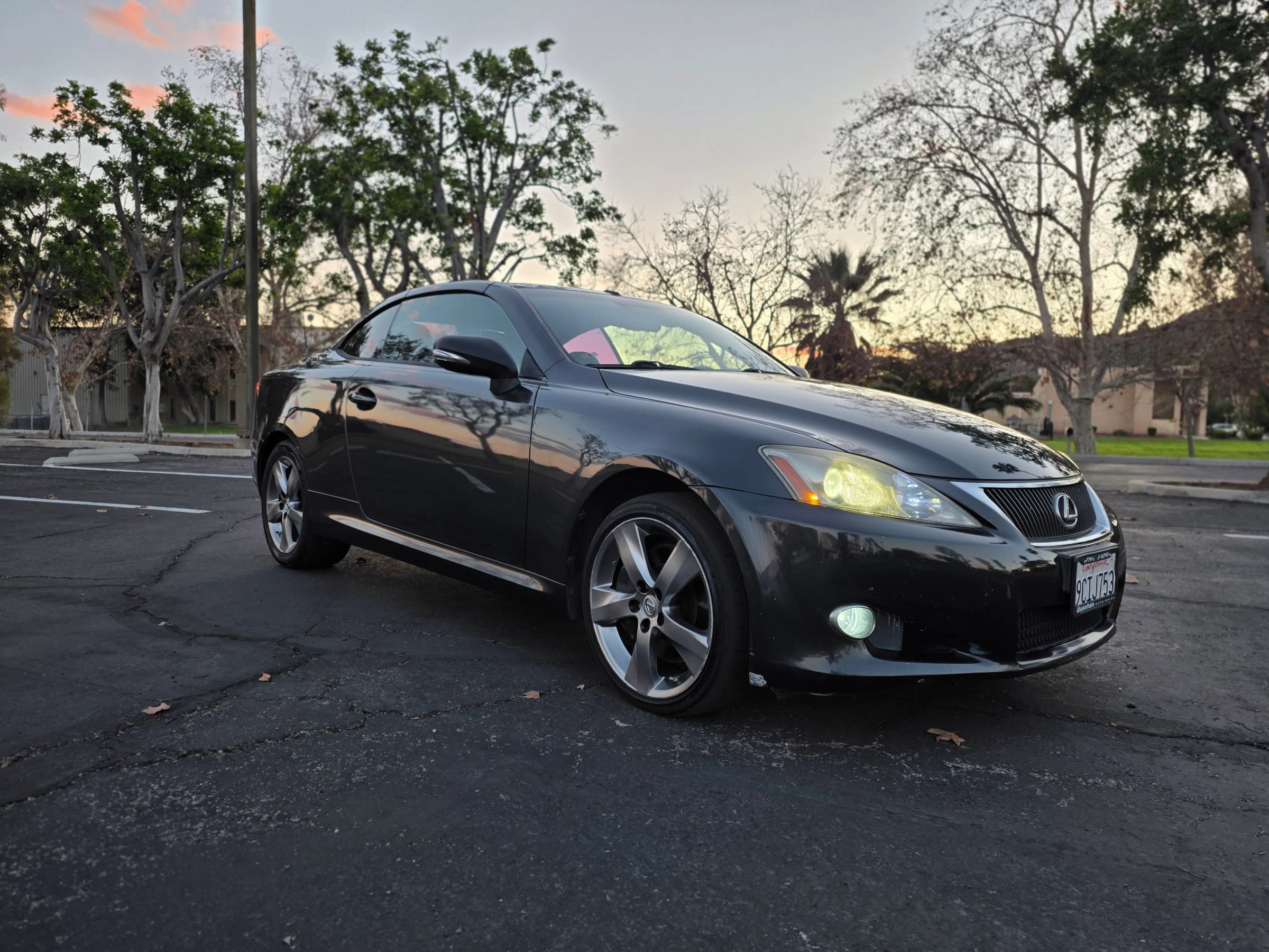 Used 2010 Lexus IS 350C RWD image 1