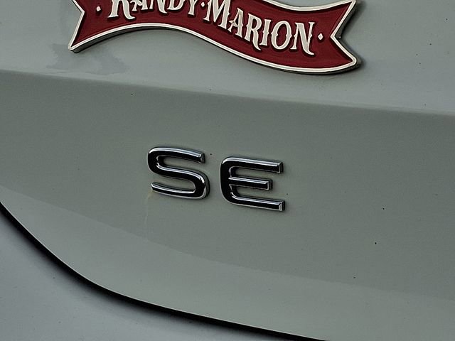 Used 2023 Volkswagen Taos SE image 32