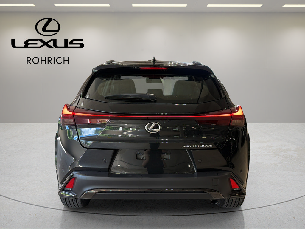 New 2026 Lexus UX 300h AWD image 5