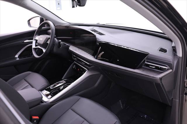 Certified 2025 Audi Q5 Premium w/ Convenience Package image 22