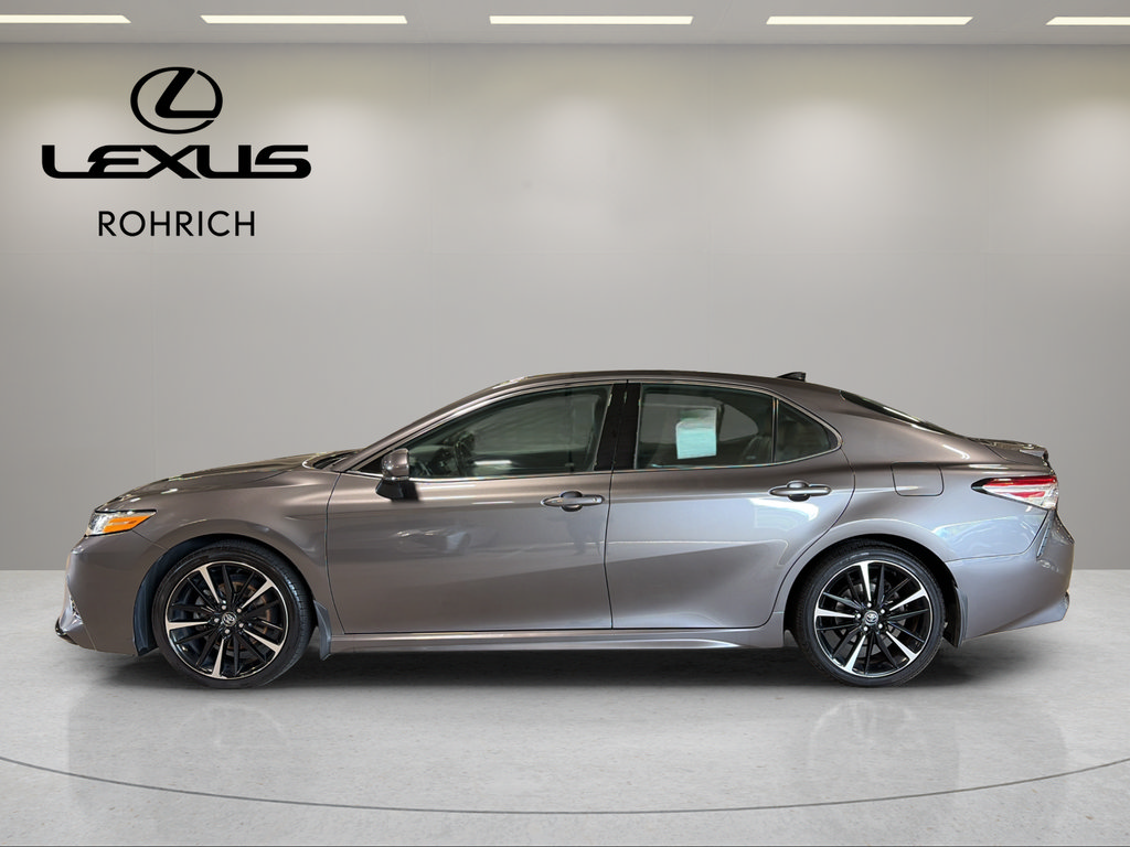 Used 2020 Toyota Camry XSE FWD image 2