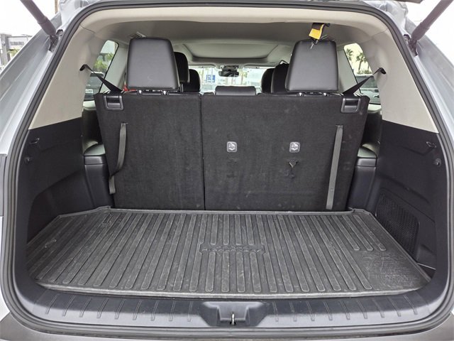 Used 2025 Toyota Grand Highlander AWD Hybrid image 14