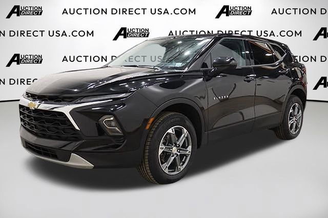 Used 2023 Chevrolet Blazer LT image 1
