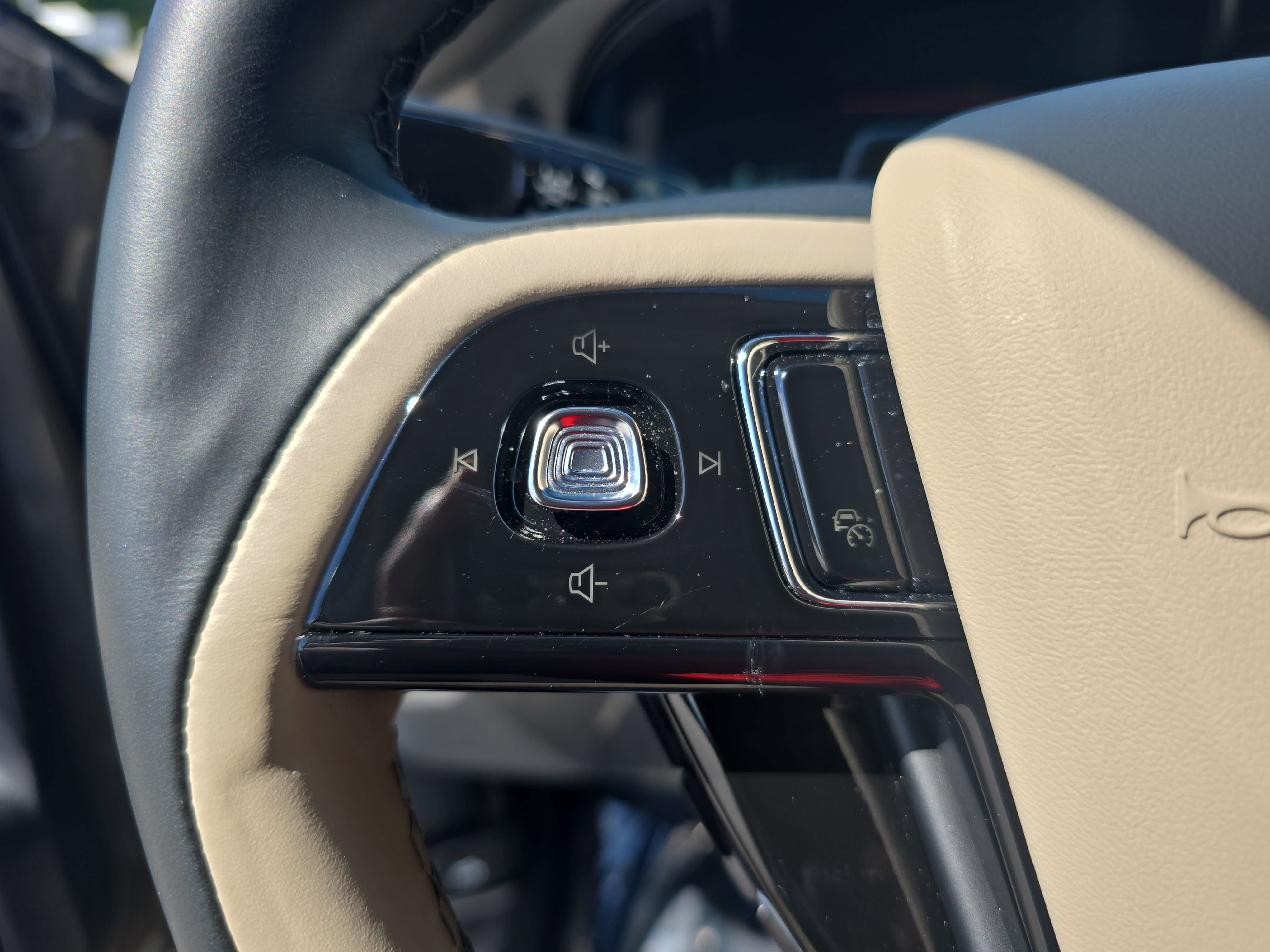 New 2026 Lincoln Corsair Reserve AWD/4WD image 17