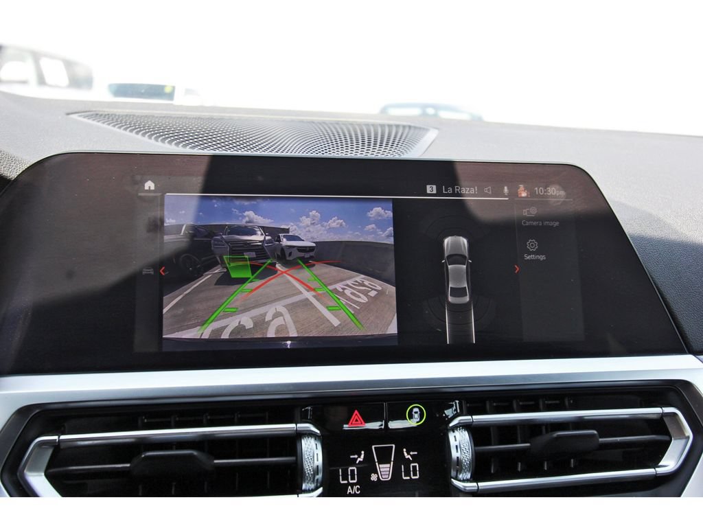 Used 2022 BMW 330i Sedan w/ Driving Assistance Package RWD image 17