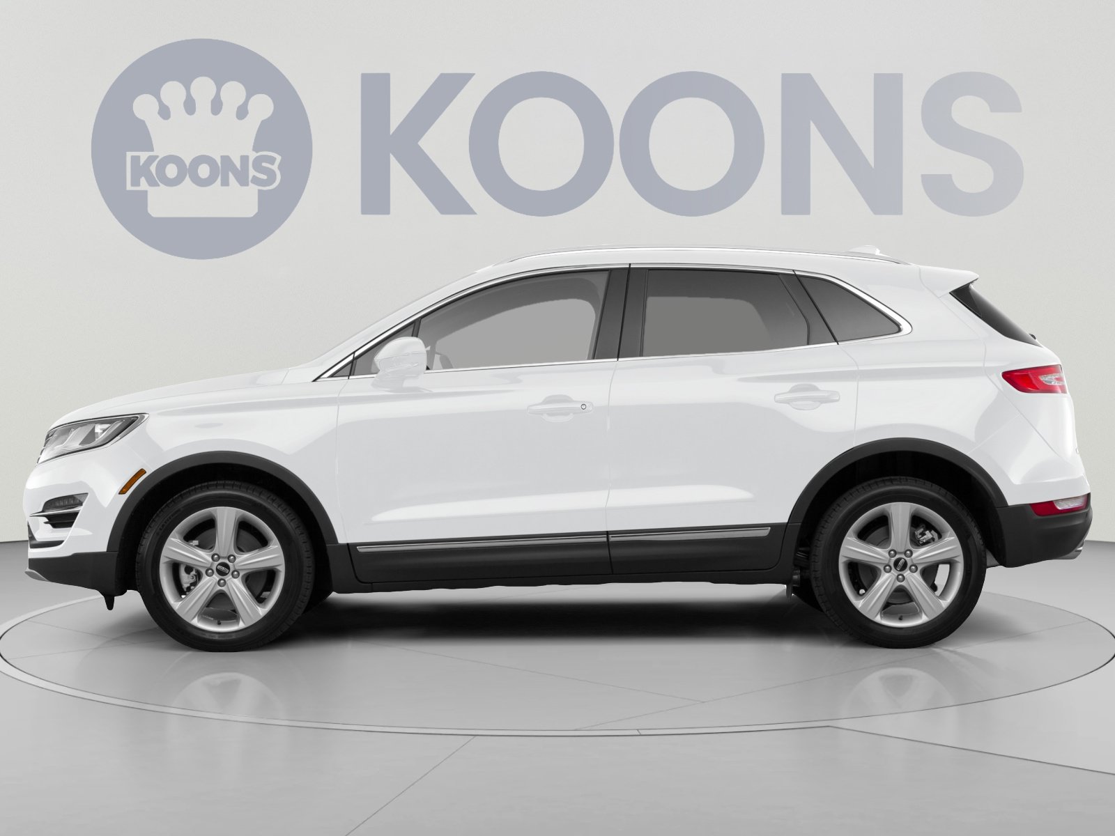 Used 2018 Lincoln MKC Premiere FWD image 2