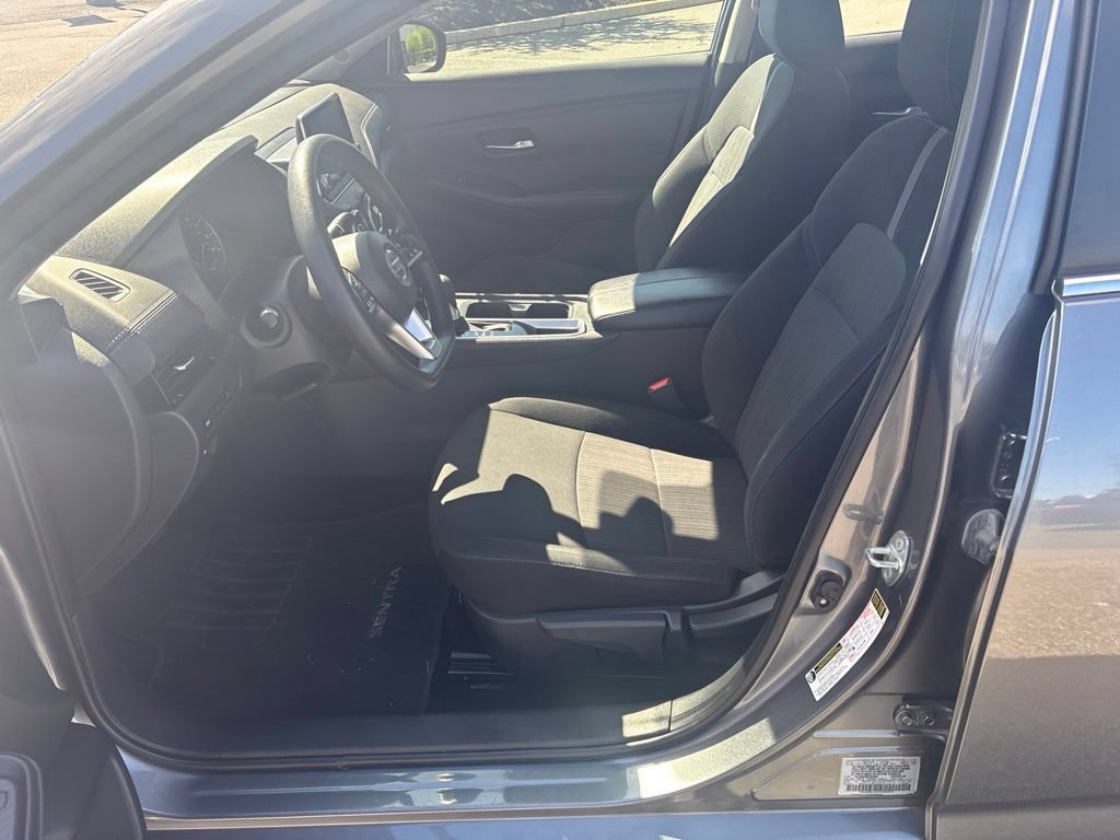 Used 2023 Nissan Sentra SV FWD image 11