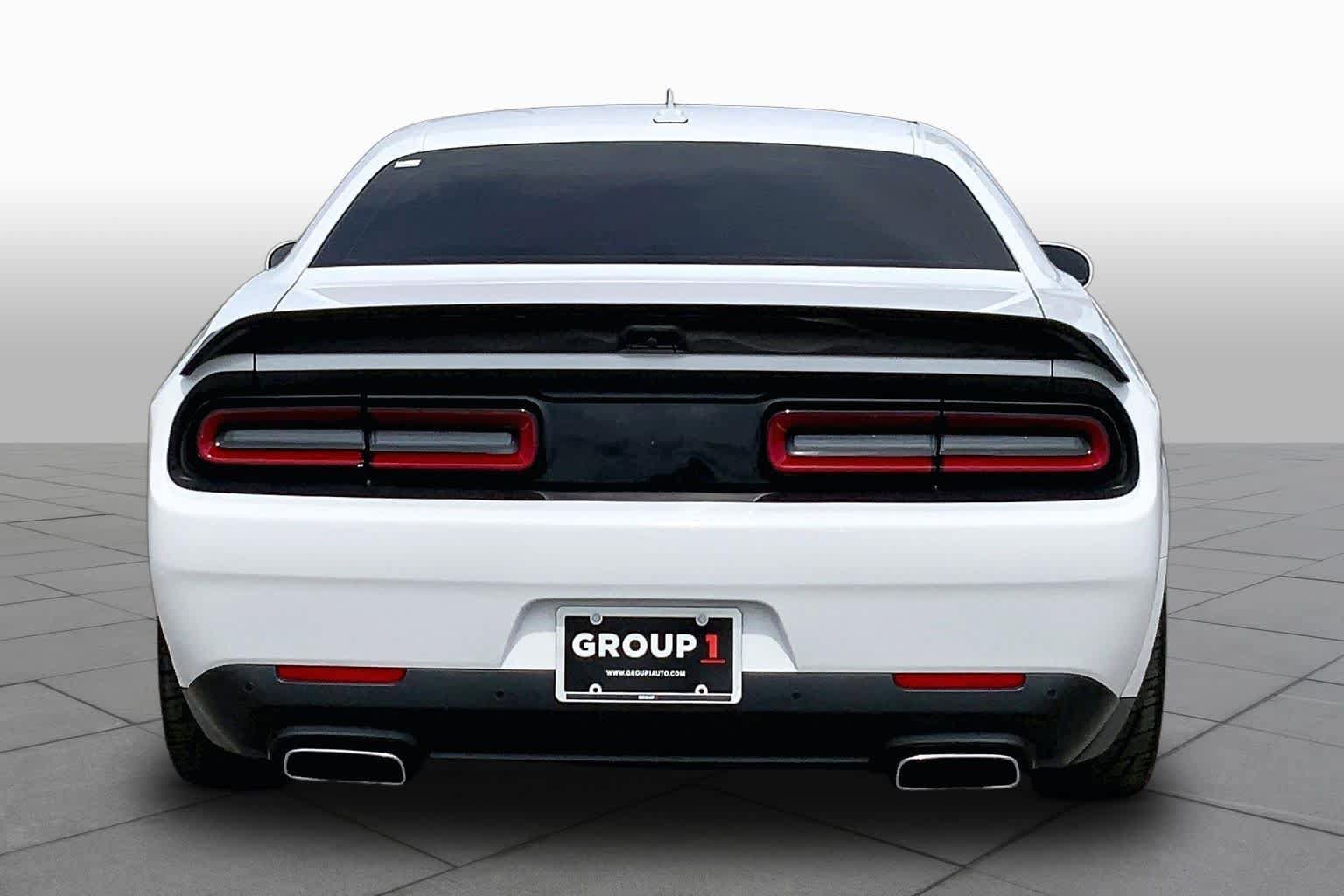 Used 2021 Dodge Challenger R/T Scat Pack RWD image 5