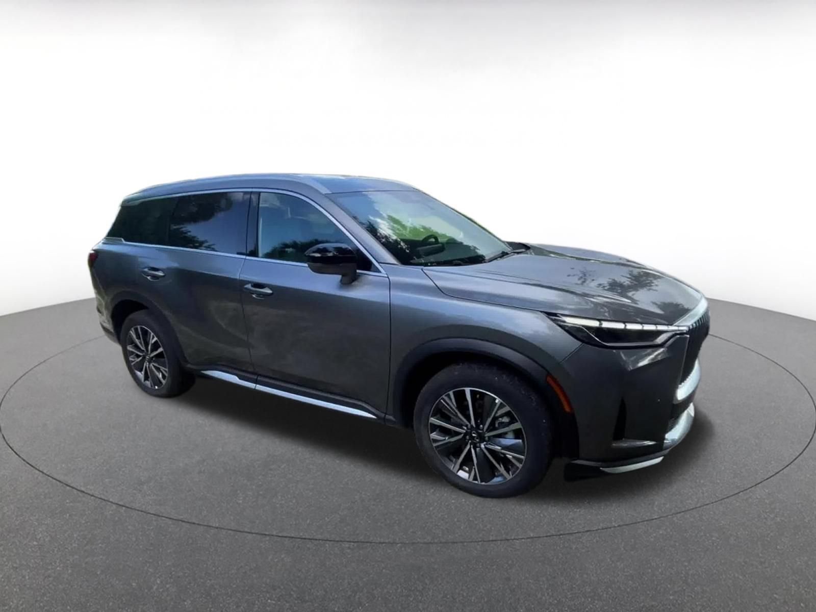 Used 2026 INFINITI QX60 Luxe FWD image 2