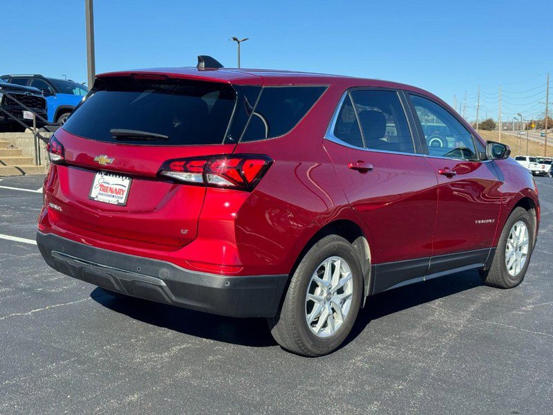 Used 2024 Chevrolet Equinox LT image 3