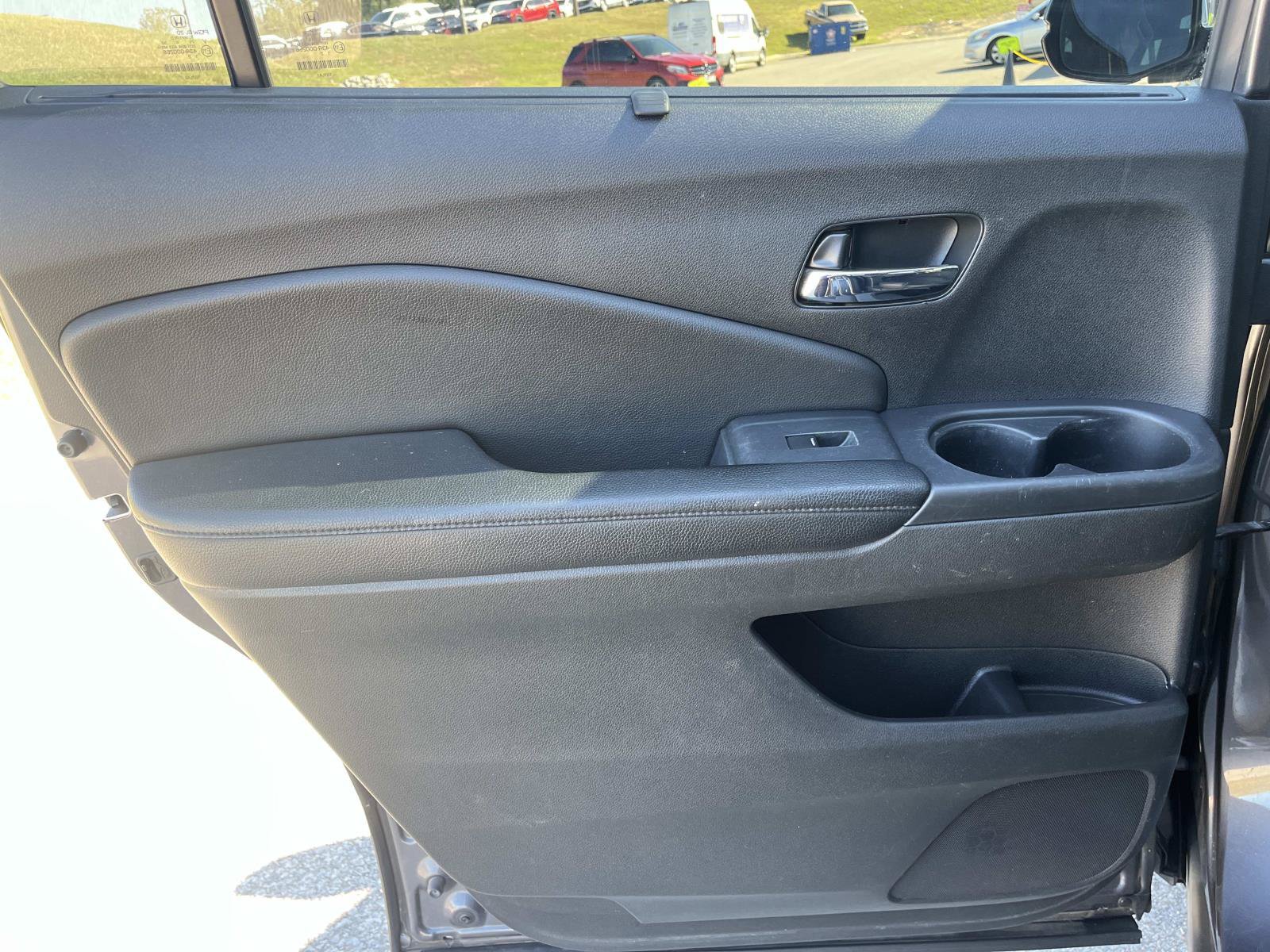 Used 2016 Honda Pilot Touring image 22