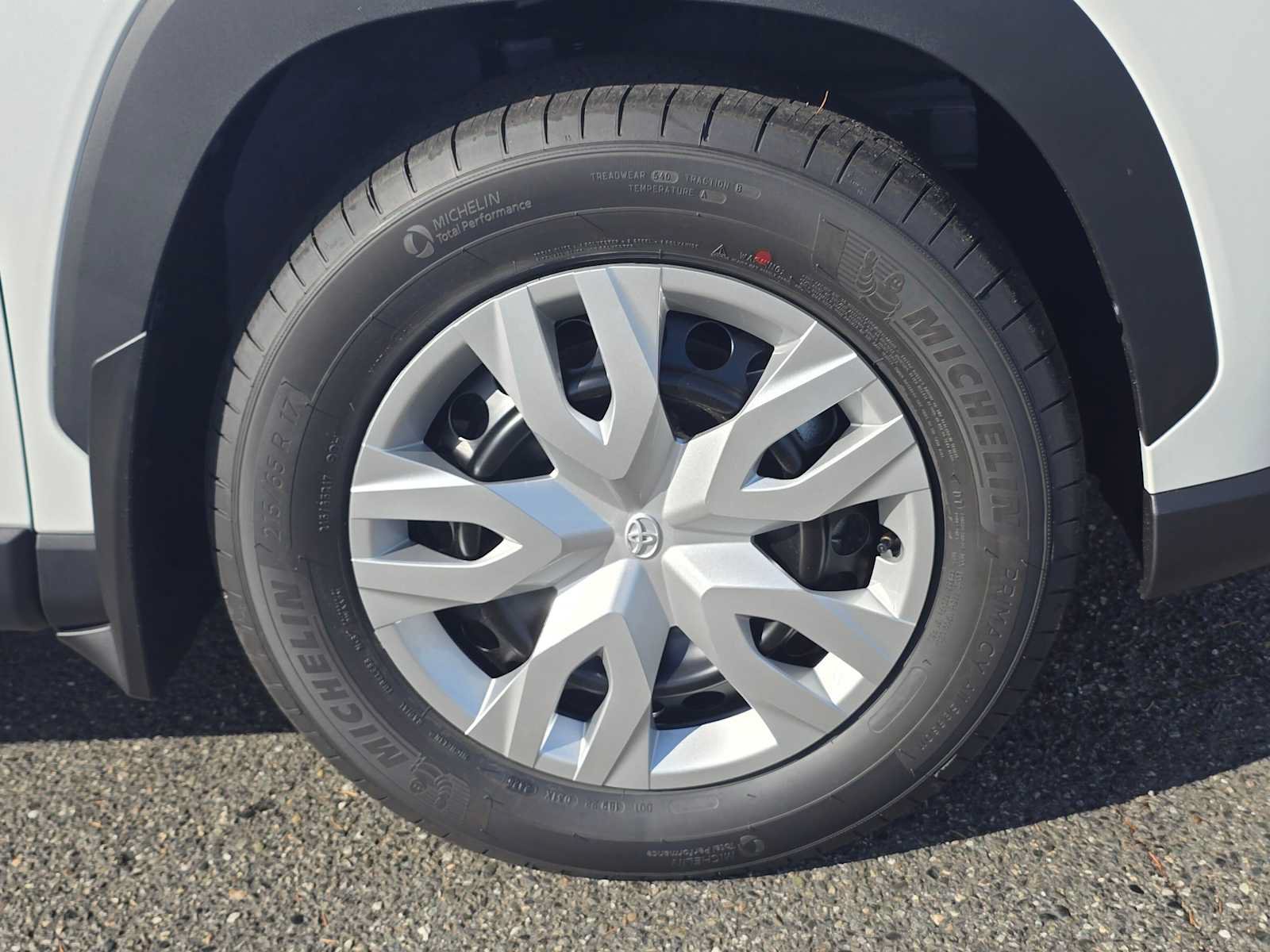 New 2026 Toyota Corolla Cross L AWD/4WD image 8
