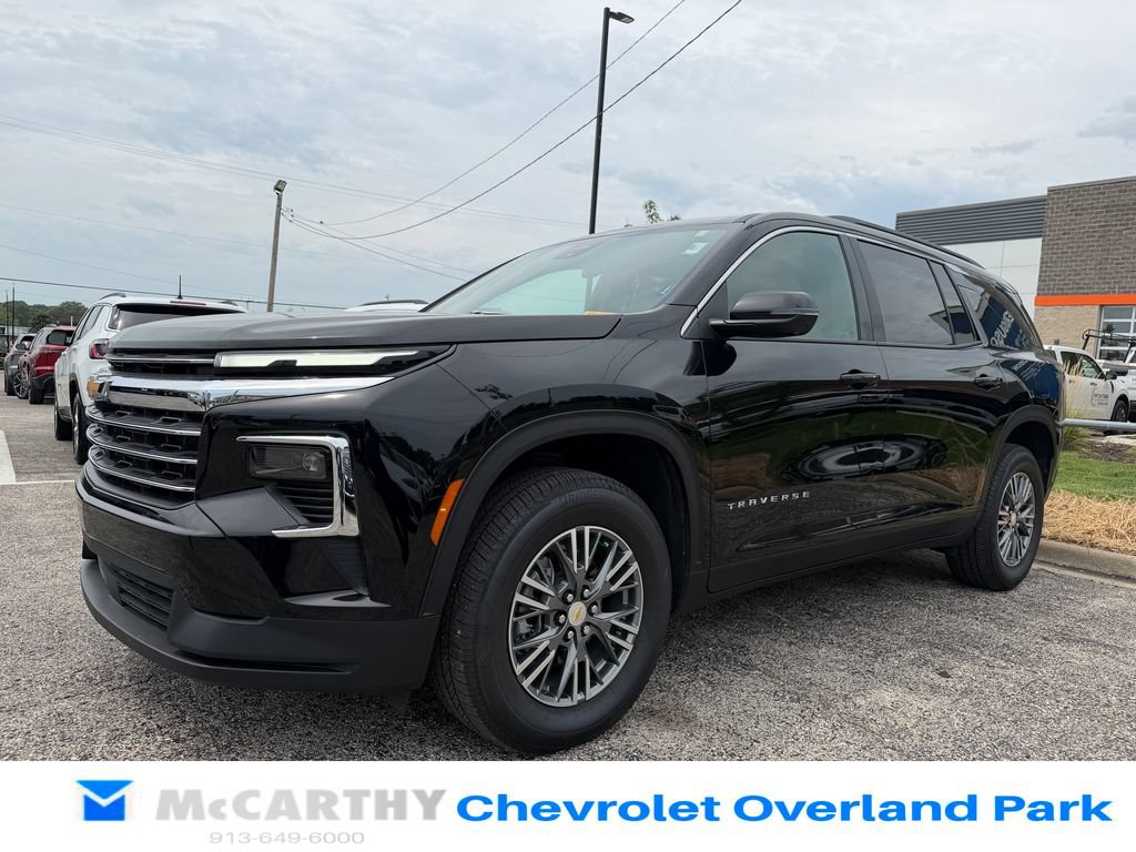 Used 2025 Chevrolet Traverse LT w/ Driver Confidence Package FWD image 7