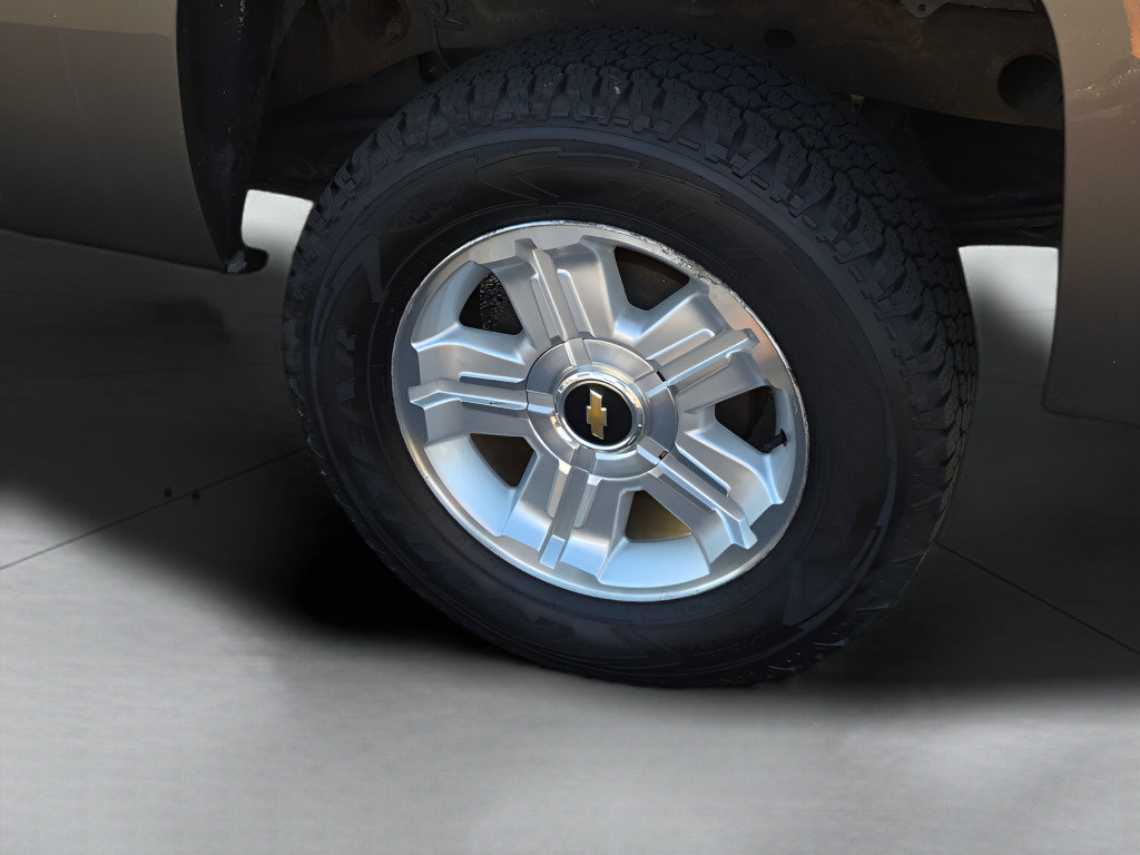Used 2013 Chevrolet Silverado 1500 LT w/ All-Star Edition AWD/4WD image 19