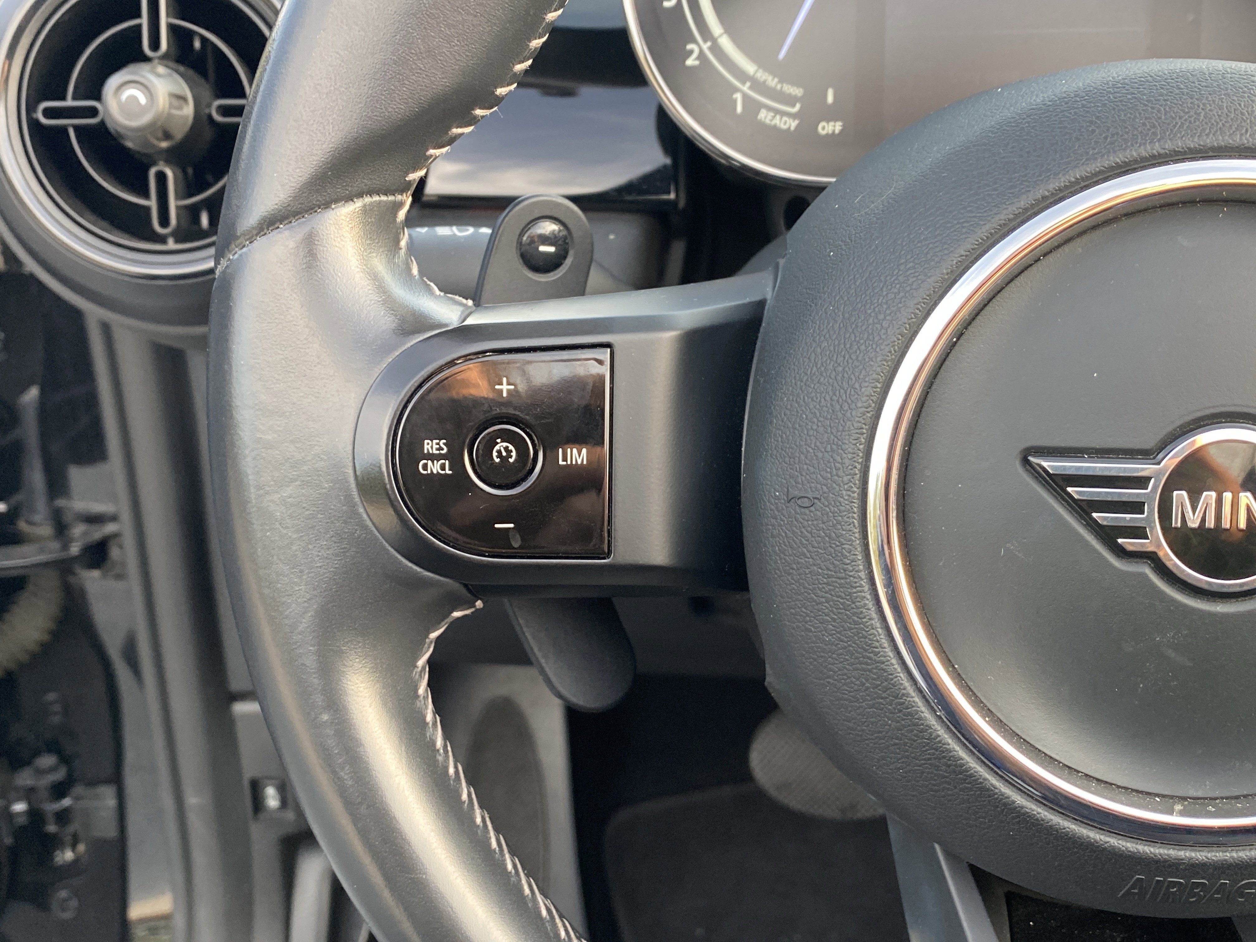 Used 2024 MINI Cooper S image 22