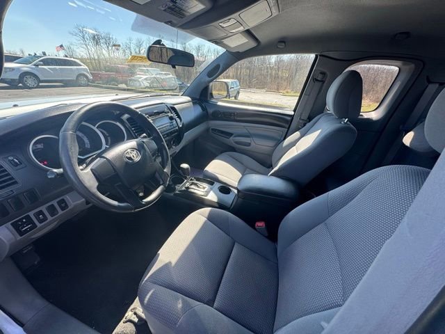 Used 2012 Toyota Tacoma Base w/ Convenience Pkg image 9