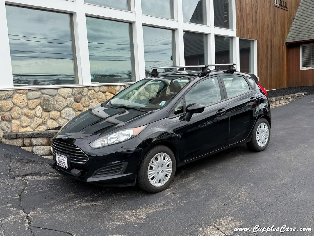 Used 2017 Ford Fiesta S FWD image 1