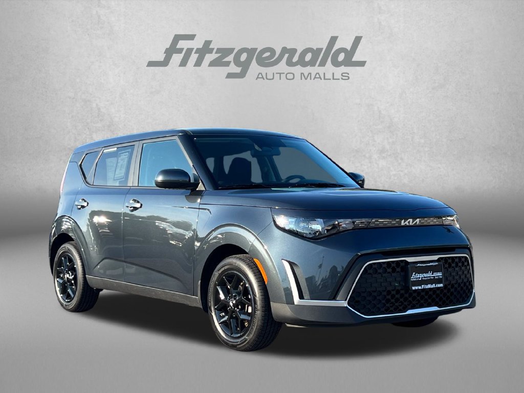 Used 2025 Kia Soul LX w/ LX Technology Package