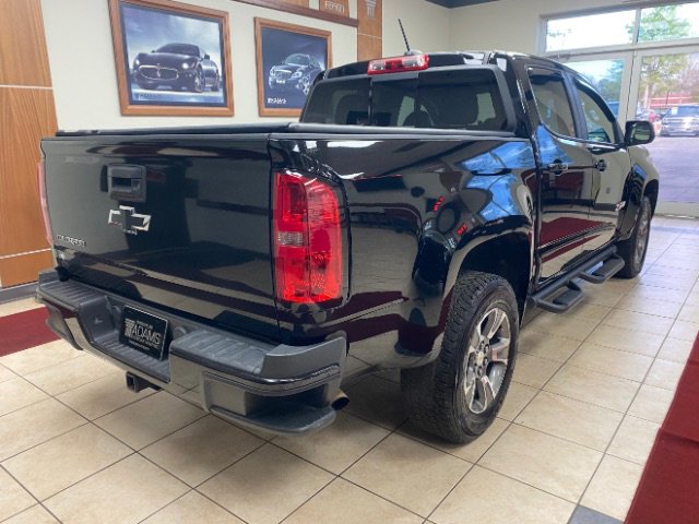 Used 2016 Chevrolet Colorado Z71 w/ Z71 Midnight Edition image 5