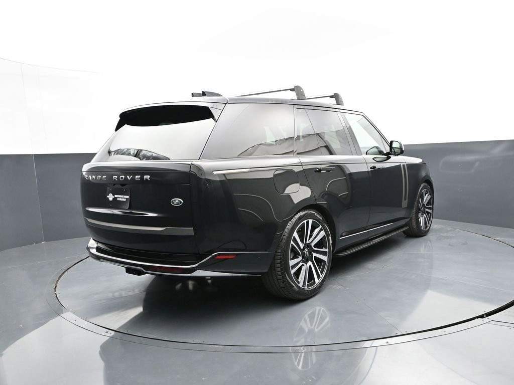 Used 2023 Land Rover Range Rover SE AWD/4WD image 8