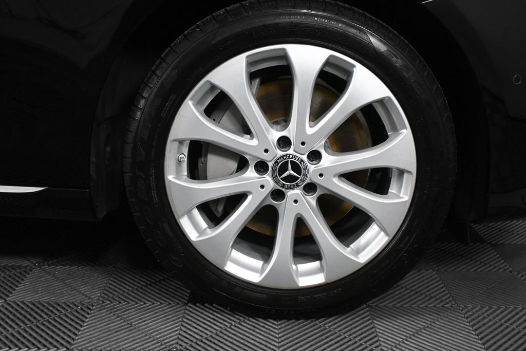 Certified 2017 Mercedes-Benz E 300 4MATIC image 36