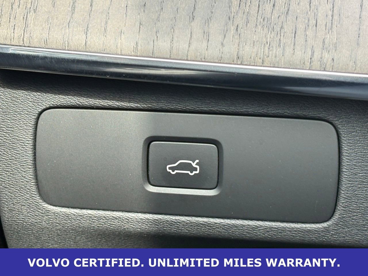 Certified 2023 Volvo XC90 B6 Ultimate AWD/4WD image 18