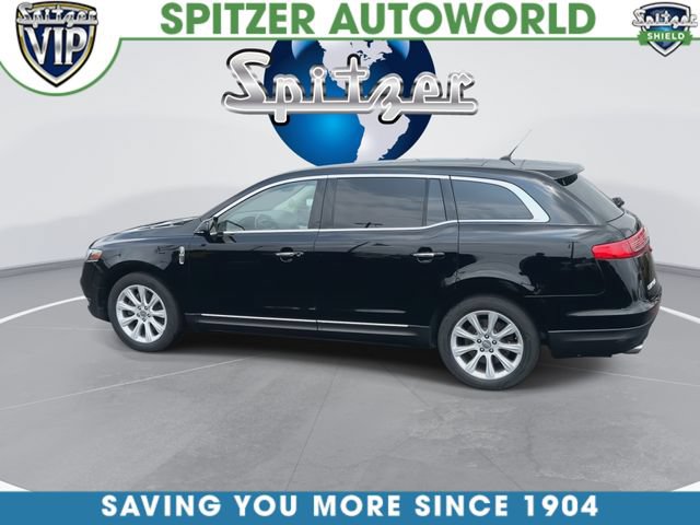 Used 2018 Lincoln MKT AWD w/ Driver Technology Package image 7