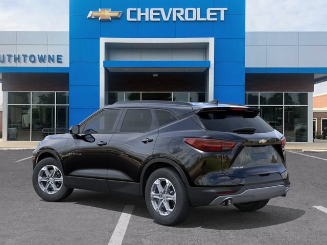 New 2026 Chevrolet Blazer LT w/ Convenience Package FWD image 3