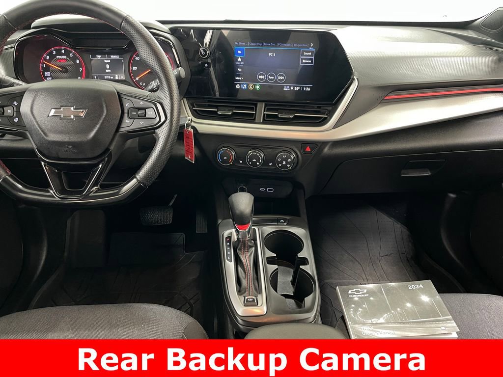 Used 2024 Chevrolet Trax RS w/ Driver Confidence Package image 2