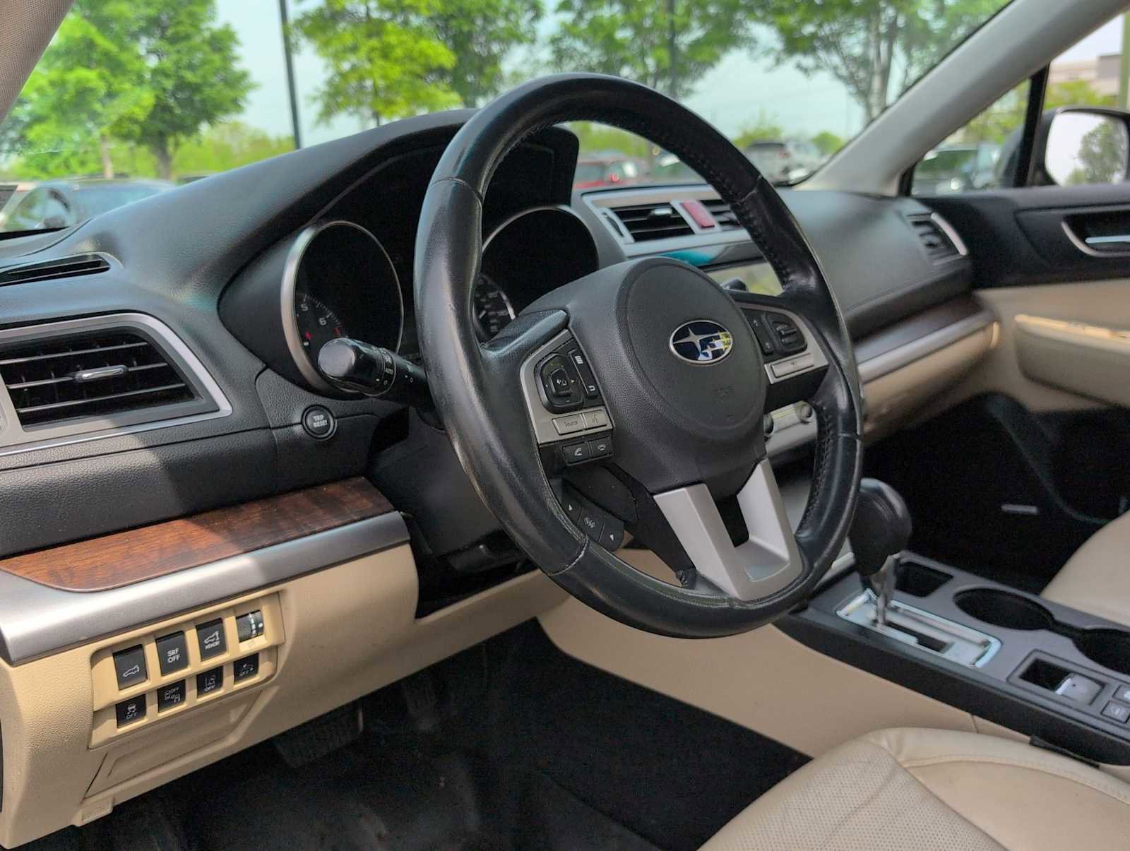 Used 2015 Subaru Outback 3.6R Limited AWD/4WD image 10