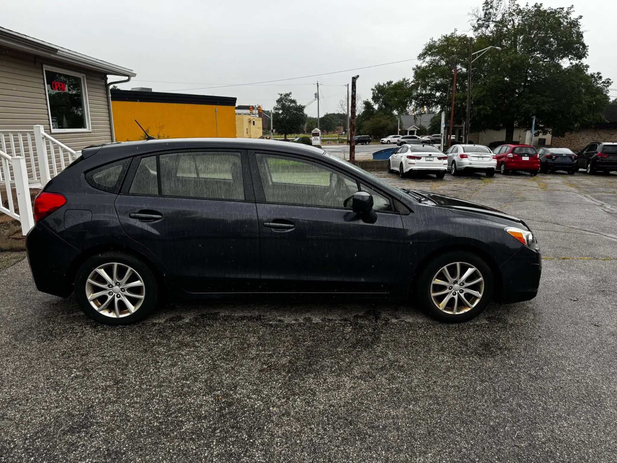 Used 2013 Subaru Impreza 2.0i Premium w/ Popular Pkg 1 AWD/4WD image 4