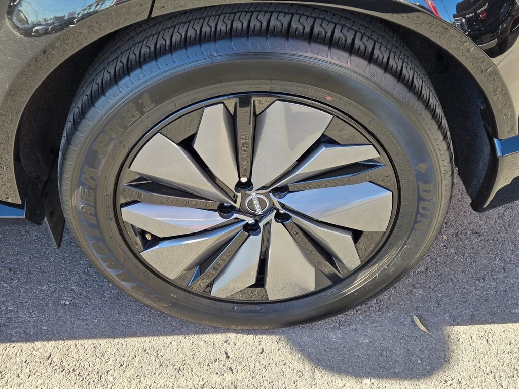 Used 2024 Nissan Ariya AWD image 10