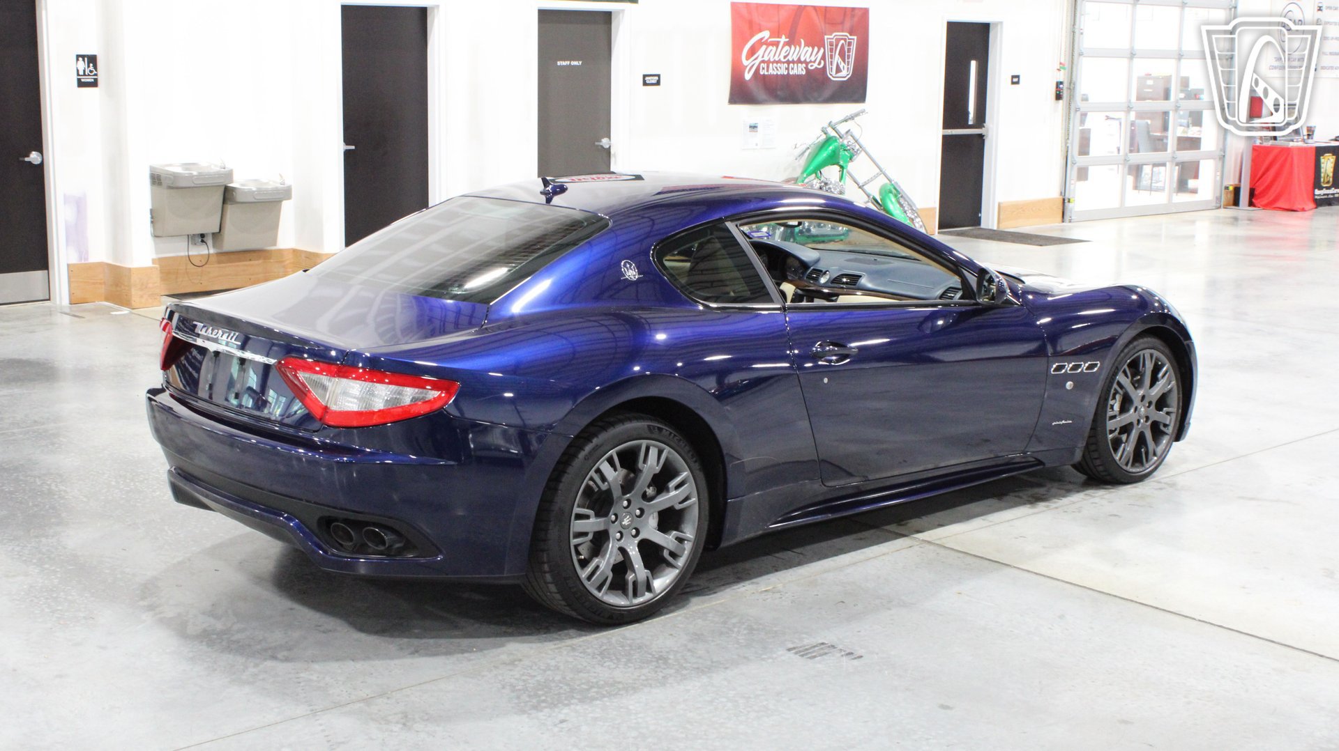 Used 2012 Maserati GranTurismo S RWD image 34