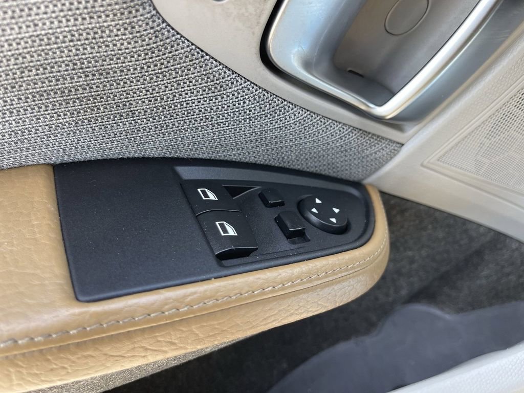 Used 2015 BMW i3 w/ Giga image 20