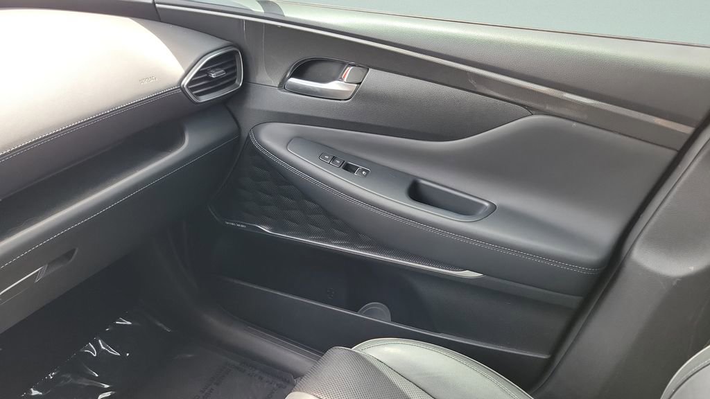 Used 2021 Hyundai Santa Fe Limited w/ Cargo Package FWD image 13