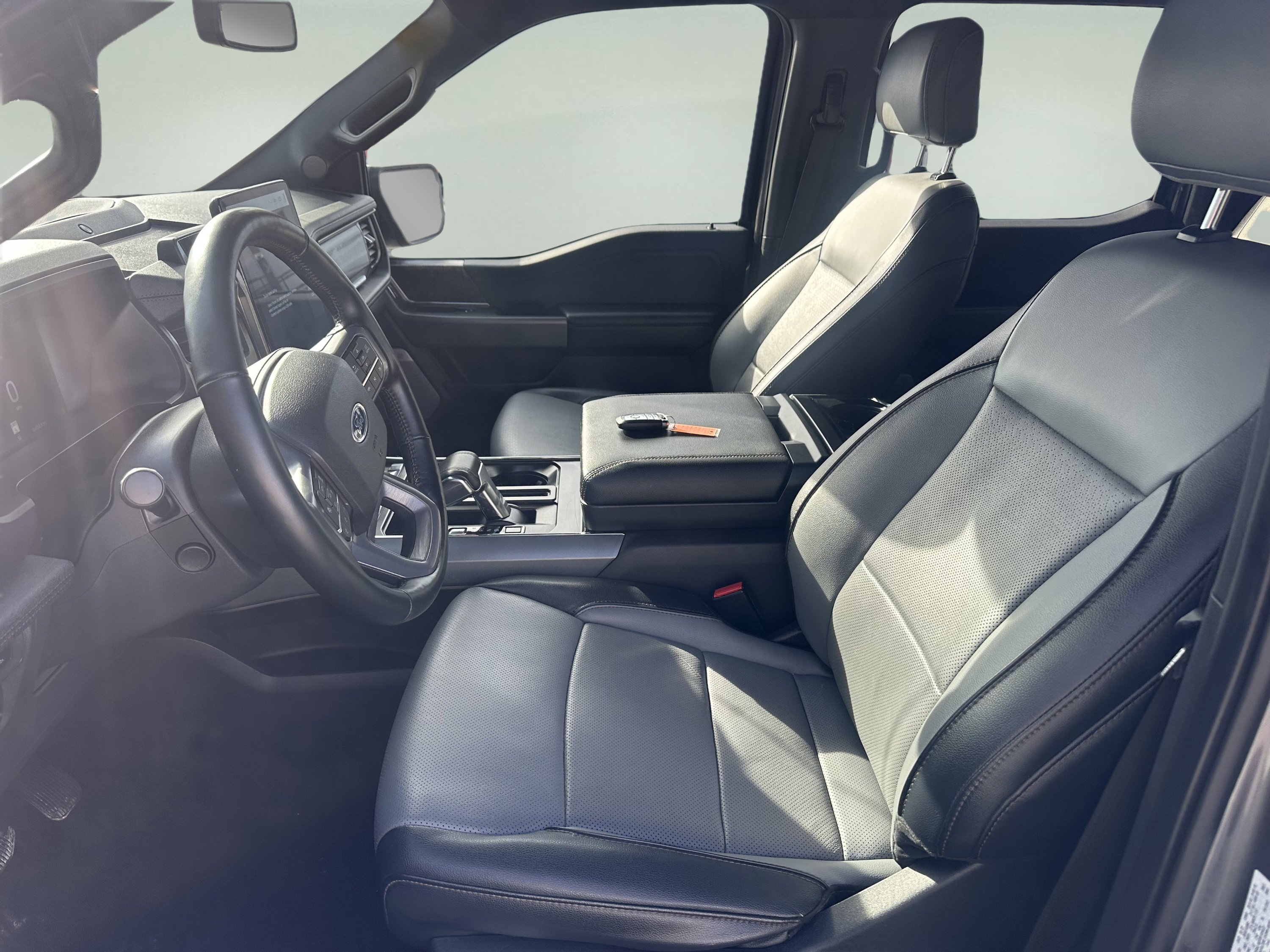 Used 2022 Ford F150 Lightning Lariat w/ Equipment Group 511A High image 12