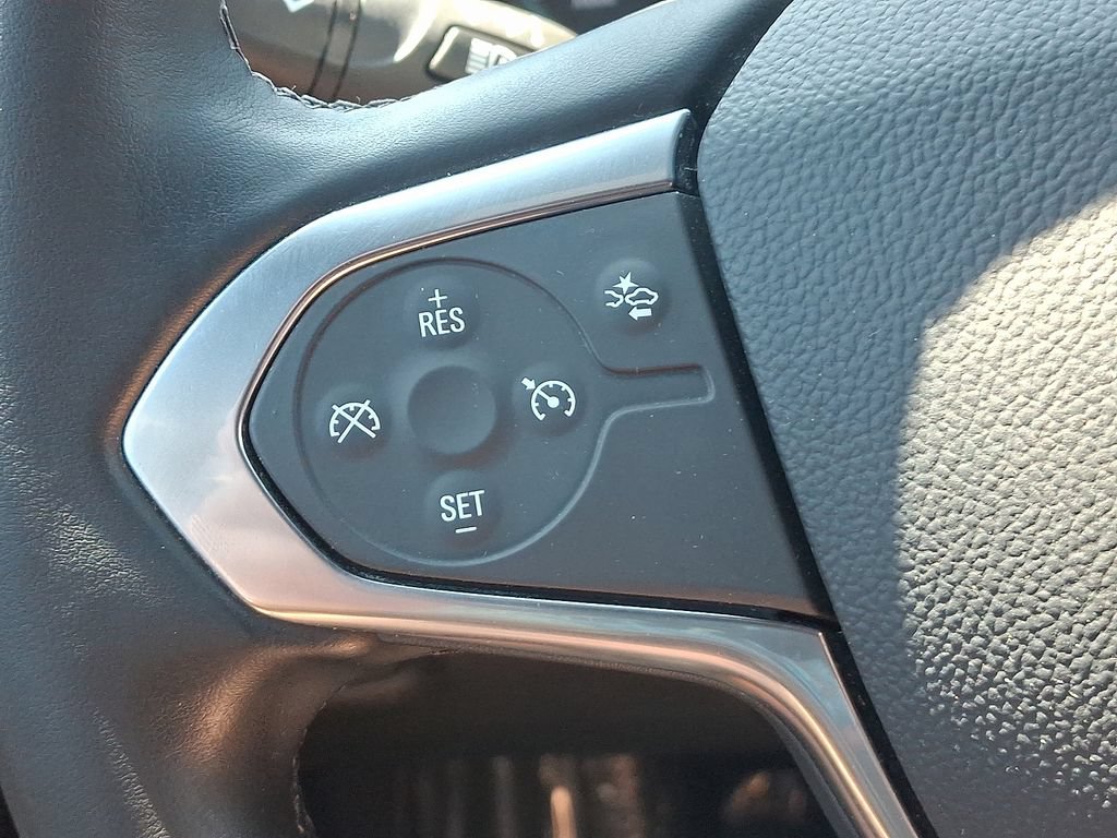 Certified 2023 Chevrolet Traverse LT FWD image 22