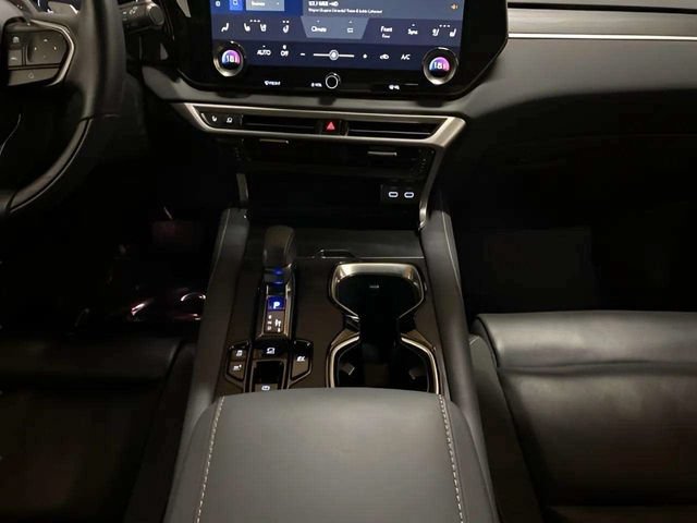 Used 2024 Lexus RX 350h AWD/4WD image 14