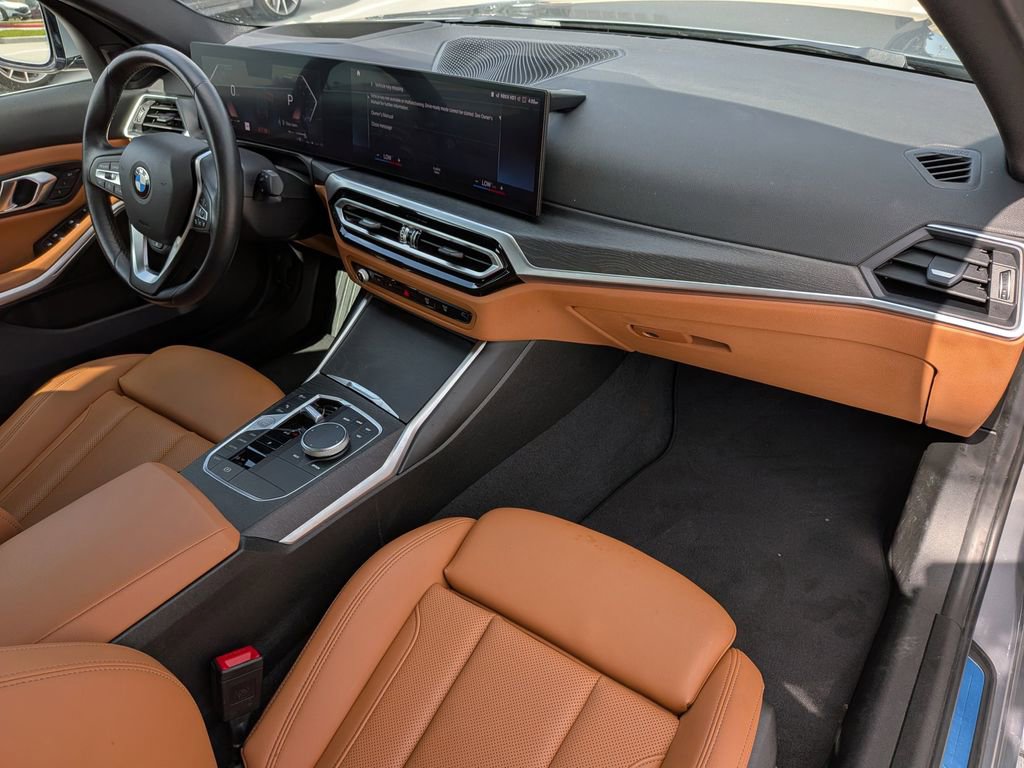 Used 2024 BMW 330i Sedan w/ Premium Package image 30