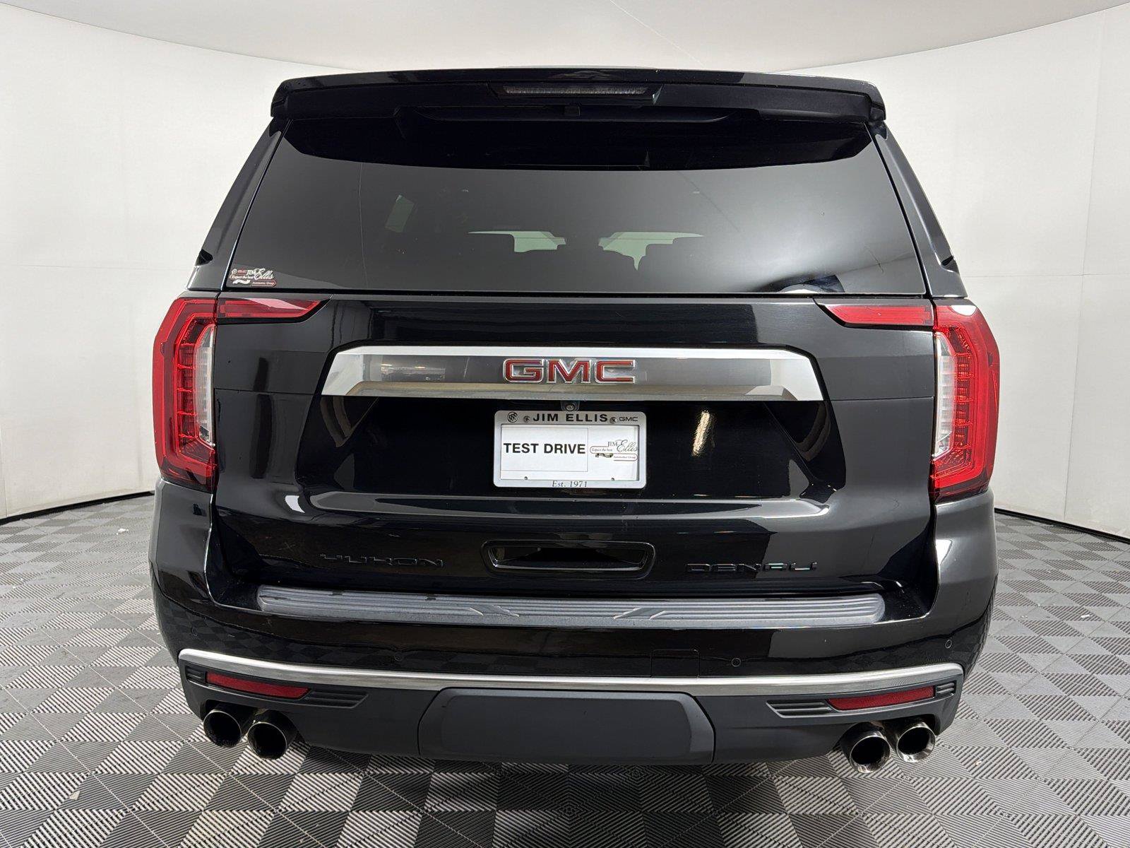 Certified 2023 GMC Yukon Denali AWD/4WD image 5
