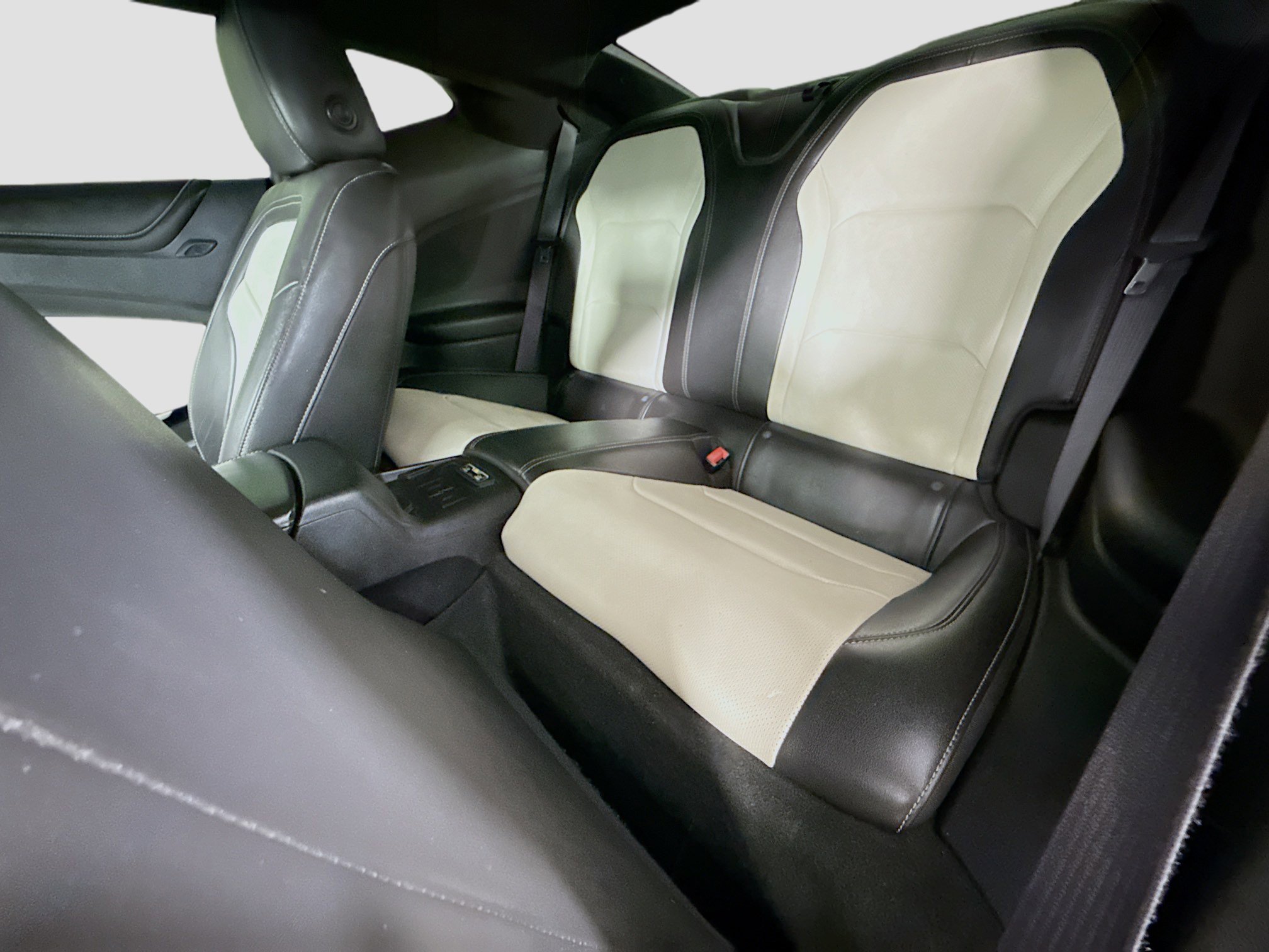 Used 2016 Chevrolet Camaro LT image 25